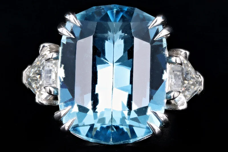 Modern Platinum 10.07 Carat Aquamarine and Diamond Ring GIA Certified