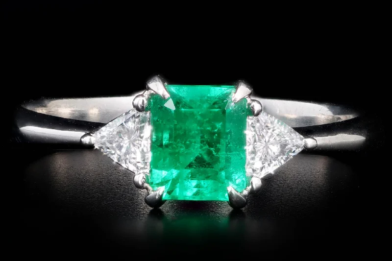 Platinum 1.11 Carat Natural Emerald & Trillion Diamond Three Stone Ring