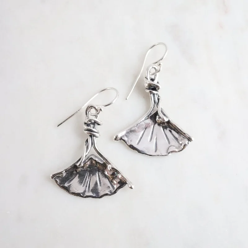 Plain Ginkgo Drop Earrings