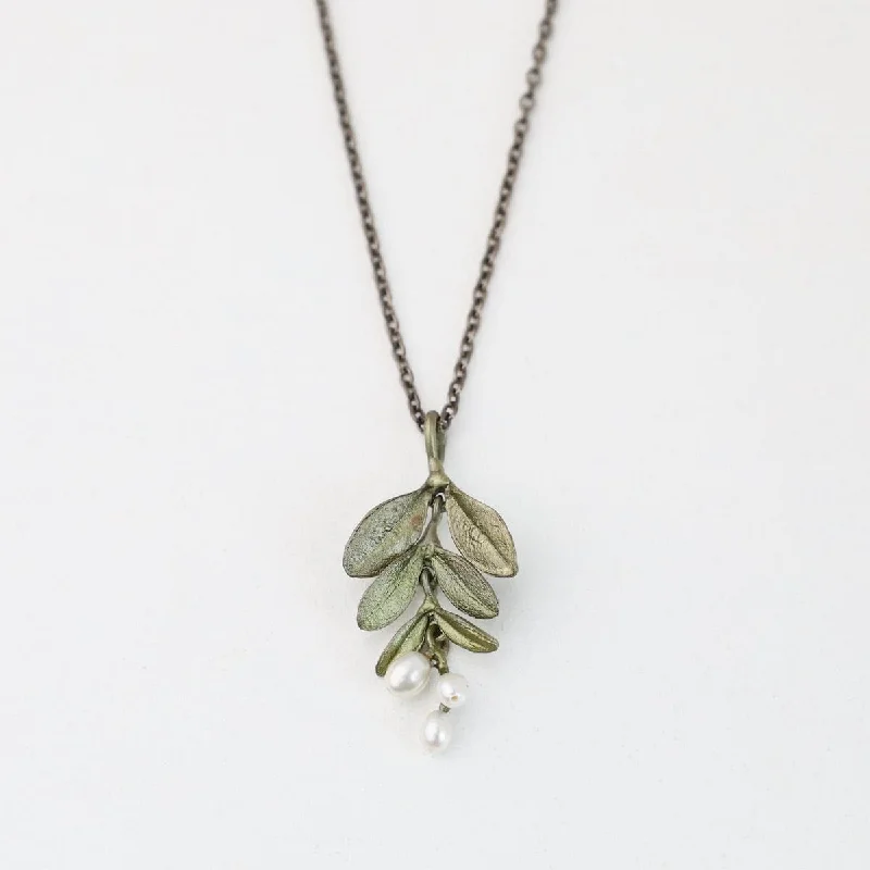 Garden Vine Pendant