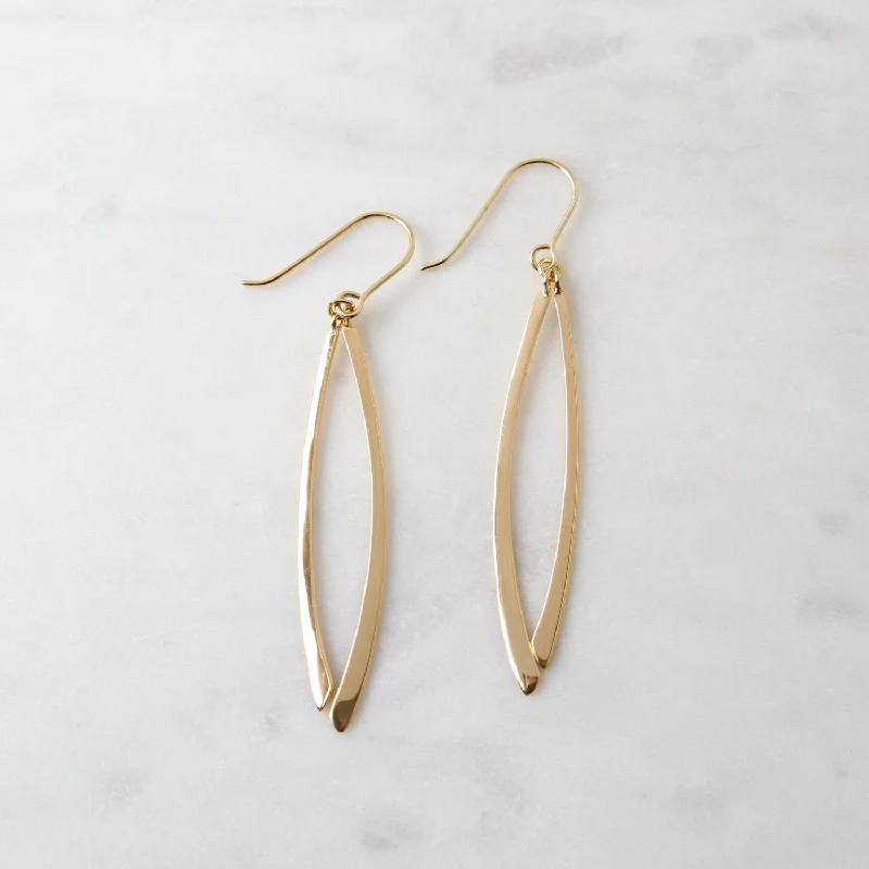 Double Swing Curve Drop Earring