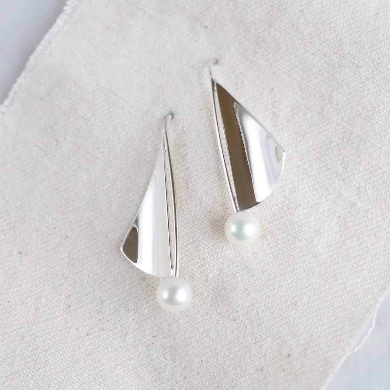 Sail White Pearl Drop Earring