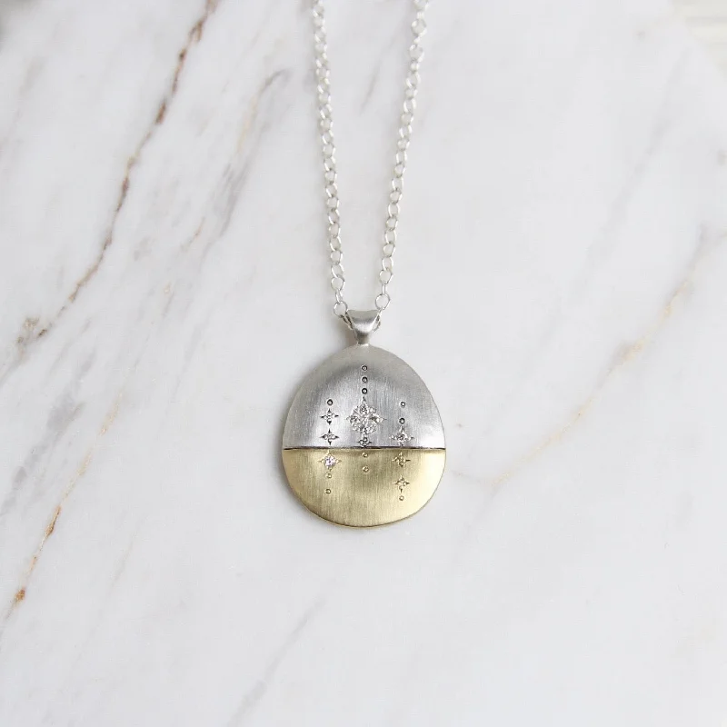 Horizon Drop Pendant in Diamond